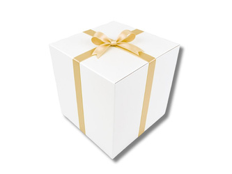 Bielone Pudełko kartonowe - klapowe - 50 x 50 x 50 cm - tasiemka jasnozłota