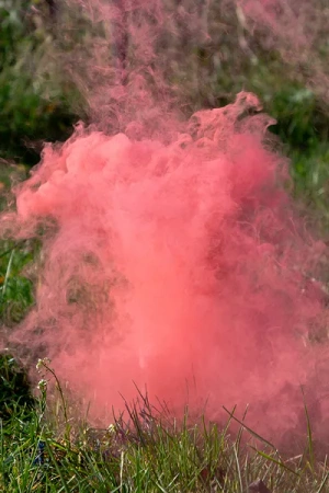 Świeca dymna z rączką - różowa - It's a girl - 1 sztuka